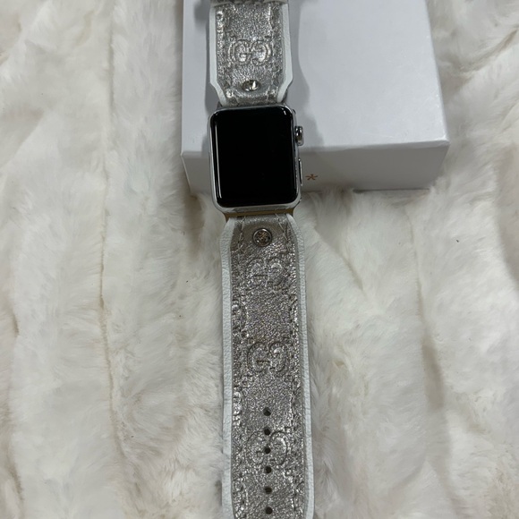 Spark*l Apple Watch Band
Gucci Fabric - Picture 2 of 4
